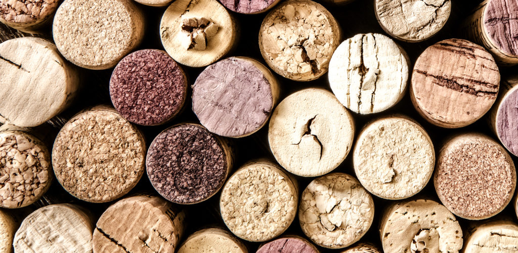 corchos con vino