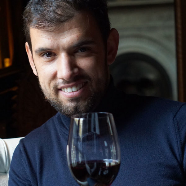 ZOLTAN-NAGY-EN-LA-ESENCIA-DEL-VINO-EL-PODCAST-DE-MATARROMERA