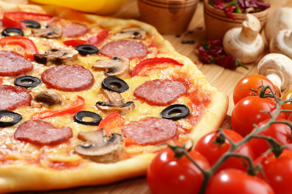 PIZZA PARA COMER CON AMIGOS EN LA EUROCOPA