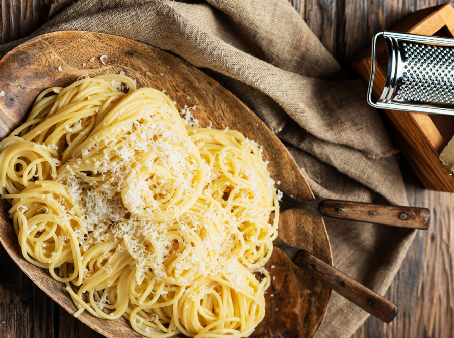 pasta con oliduero y parmesano